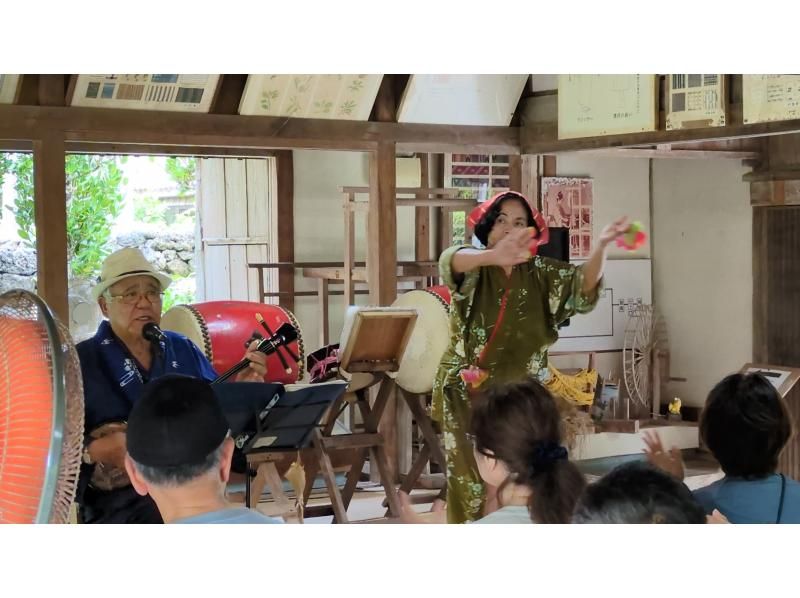 【石垣島限定コース】やいま村リスザル＆ナグラアンパルでマングローブトンネル・SUPorカヤック　撮影・送迎・入園料無料！当日予約OK　YSKの紹介画像