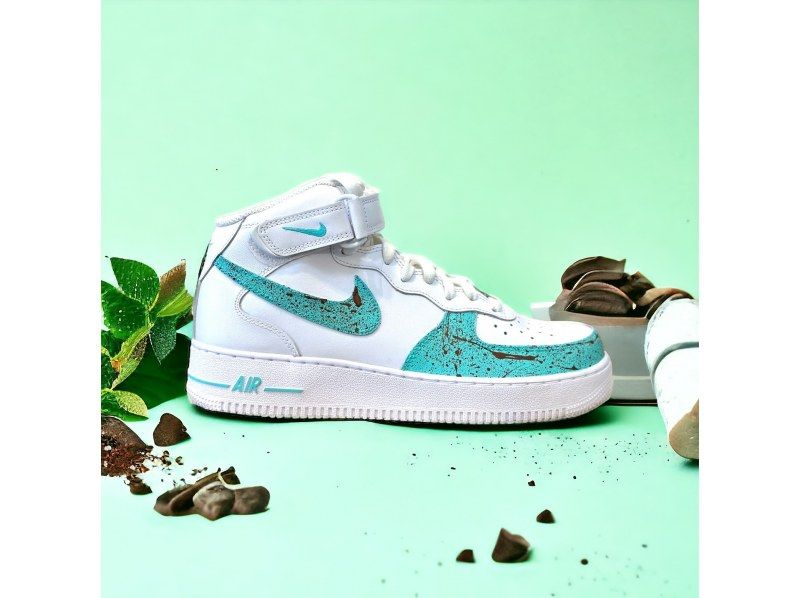 [Fukushima-ku, Osaka] Super Summer Sale 2024 is now on! Sneaker painting experience Create your own custom sneakersの紹介画像