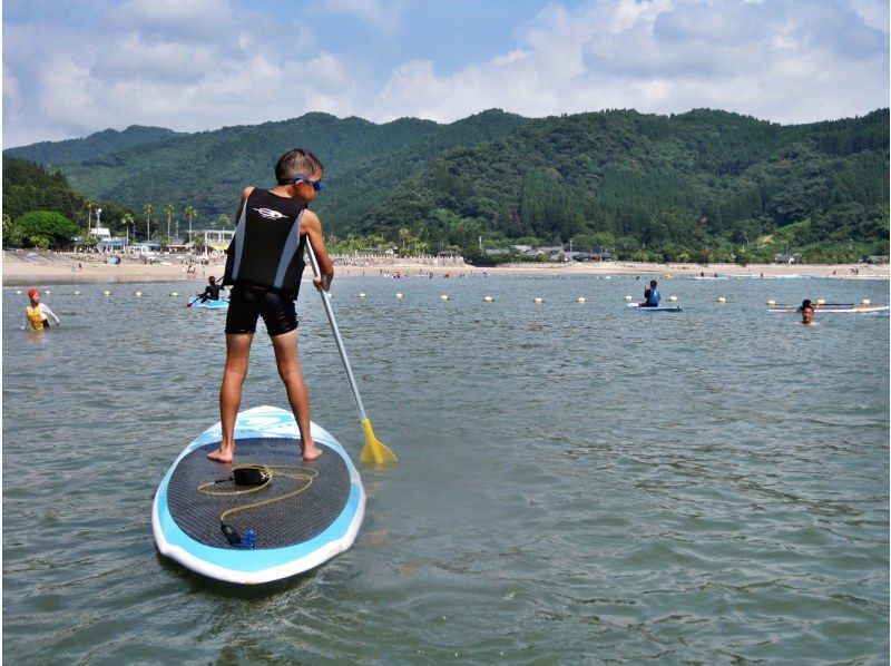 【宮崎・日南/サップ体験】ビーチワルンハダシ集合：海の上を散歩に出かけよう！家族のチャレンジプラン：SUP90の紹介画像