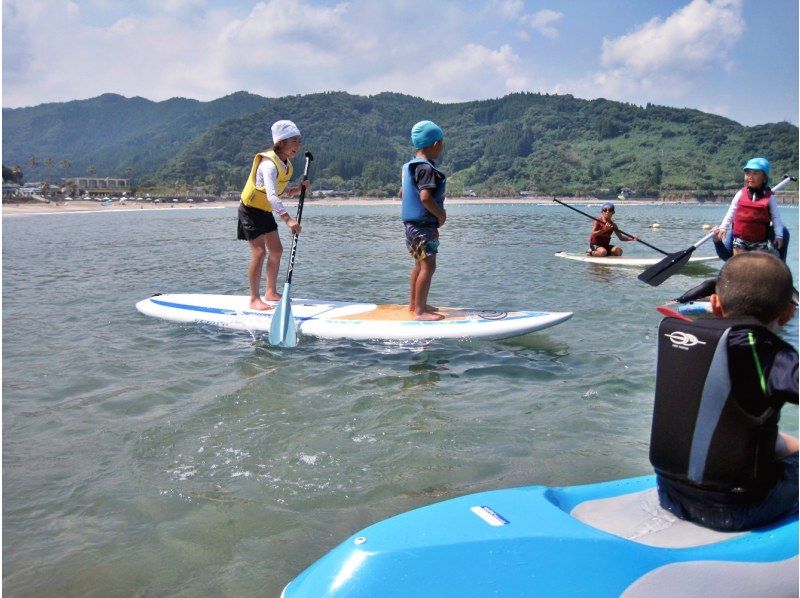 【宮崎・日南/サップ体験】ビーチワルンハダシ集合：海の上を散歩に出かけよう！家族のチャレンジプラン：SUP90の紹介画像