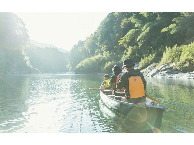 [Mie, Okuise, Canoe] [Clear waters of the Miyagawa River canoe tour] ~ Interact with the waterside forest!の紹介画像