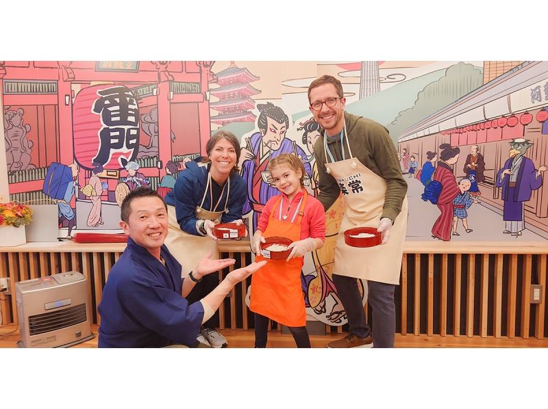 [Tokyo Asakusa Kappabashi] Experience Big soba knife soba making classの紹介画像