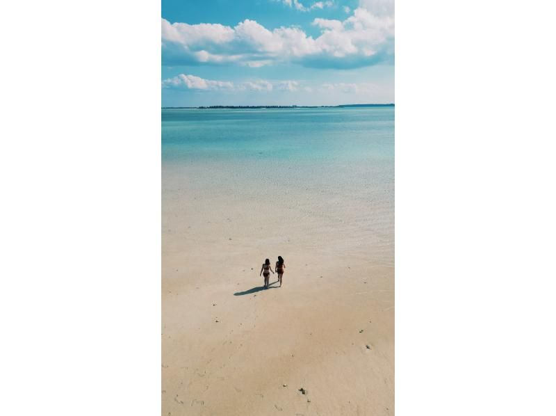 [Okinawa Prefecture, Miyakojima] Landing by boat! "Yuni Beach" tour! Free drone photography! Arrives in 5 minutes! Tour time is 1 hour! Free for children under 2 years old!の紹介画像