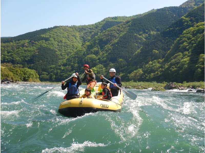 [Kochi・Shimanto River] Rafting 1-day experience tour! Enjoy the rapids and SUP to your heart's contentの紹介画像