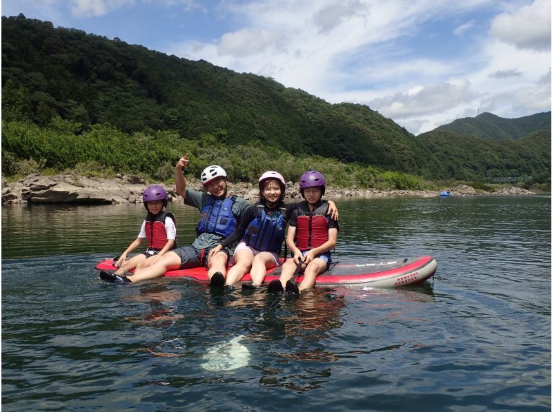 [Kochi・Shimanto River] Rafting 1-day experience tour! Enjoy the rapids and SUP to your heart's content [2024 Super Summer Sale]の紹介画像