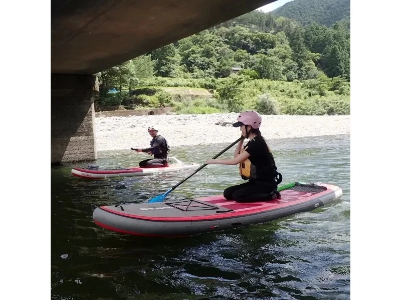 [Kochi・Shimanto River] The exhilarating feeling of paddling your way through the water! Shimanto River SUP "River SUP Experience" 2024 Super Summer Saleの紹介画像