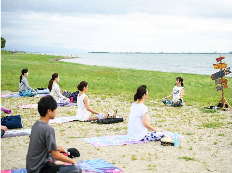 [Shiga, Lake Biwa] Super refreshing BEACH Yogaの紹介画像