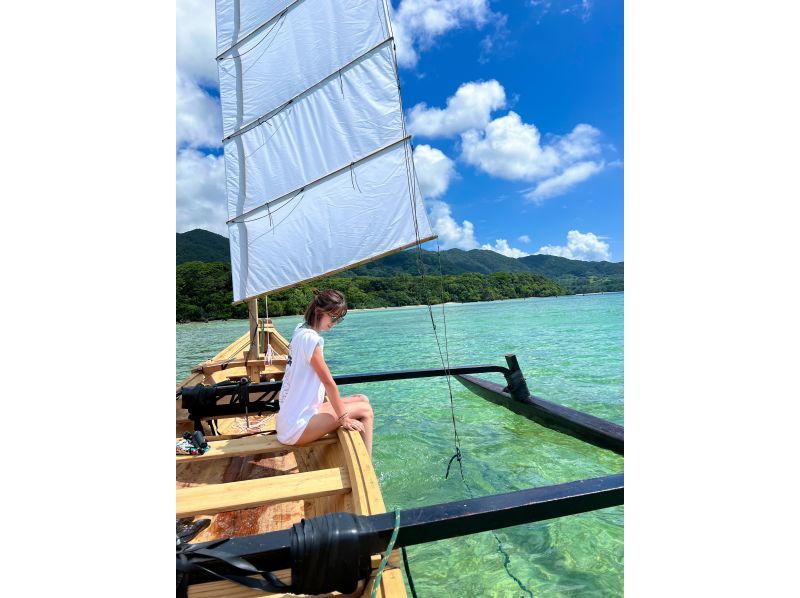 【石垣島・サバニ船】川平湾サバニクルーズ！沖縄の伝統船で美ら海を駆け抜けよう！！の紹介画像