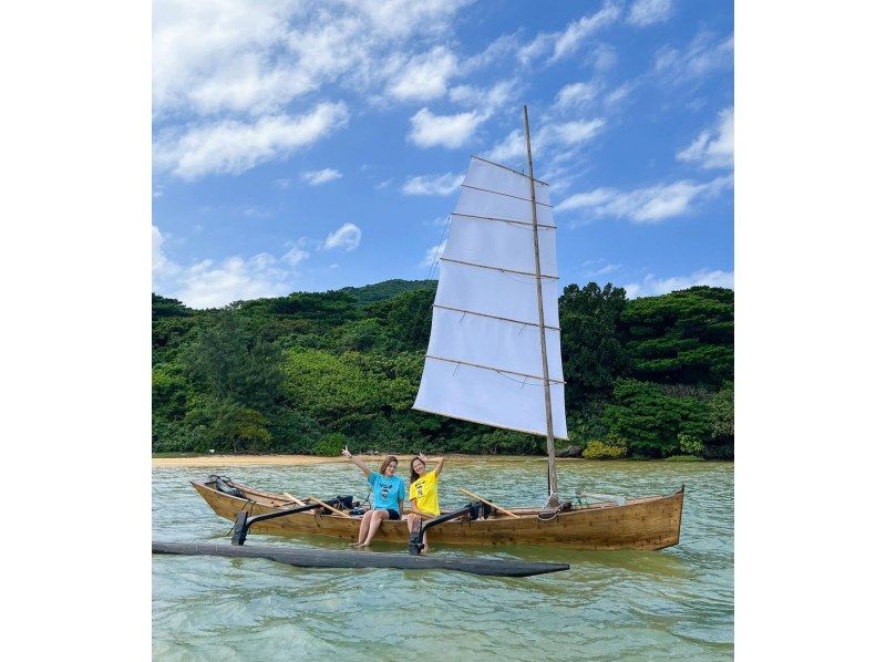 【石垣島・サバニ船】川平湾サバニクルーズ！沖縄の伝統船で美ら海を駆け抜けよう！！の紹介画像