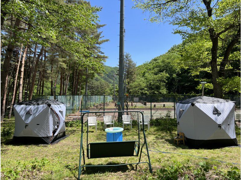 [Iwaizumi Town, Iwate Prefecture] Ryusendo Travel Village Campsite Experience a tent sauna at the foot of a mountain surrounded by nature. Relax with cold water flowing from Ryusendo Cave, one of Japan's three largest limestone caves.の紹介画像