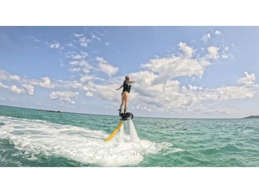 【名護・今帰仁・古宇利島】初心者大歓迎!海の新定番フライボードで空を飛ぼう!沖縄でもトップクラスの美しさ今帰仁ブルーを上空で楽しむプラン 【名護・今帰仁・古宇利島】初心者大歓迎!海の新定番フライボードで空を飛ぼう!沖縄でもトップクラスの美しさ今帰仁ブルーを上空で楽しむプラン