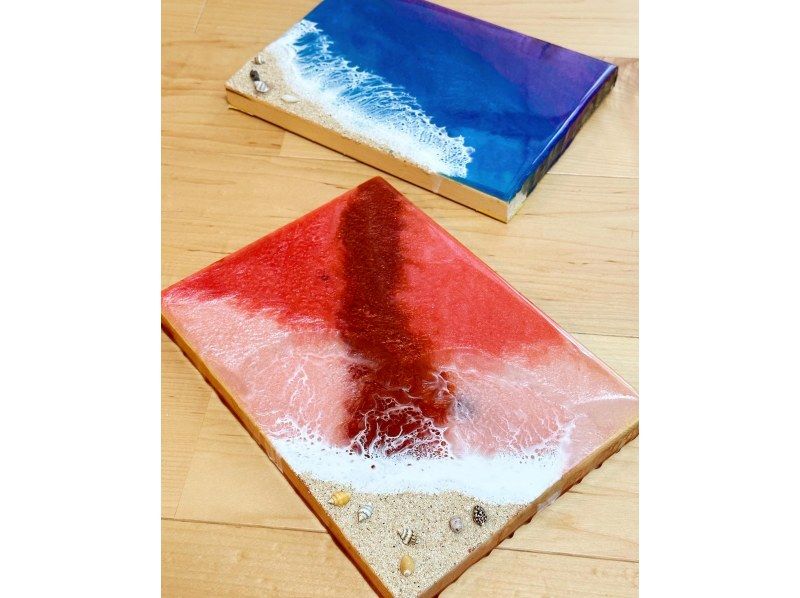 【沖縄・宮古島】海レジンアート体験！定番の『オーシャンボード製作』宮古島の海をアートで作ろう！～女性・カップル・ファミリーにおすすめ～の紹介画像
