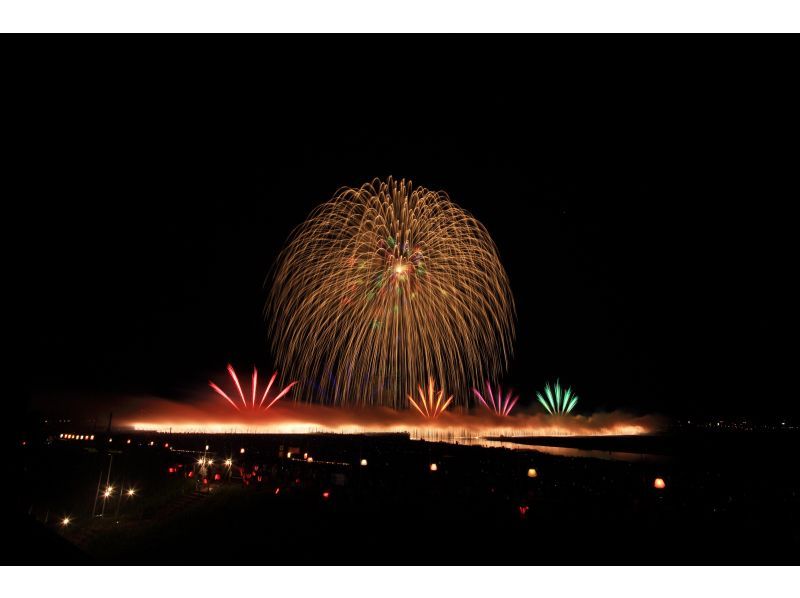 [Niigata, Nagaoka] Nagaoka Fireworks Tourの紹介画像