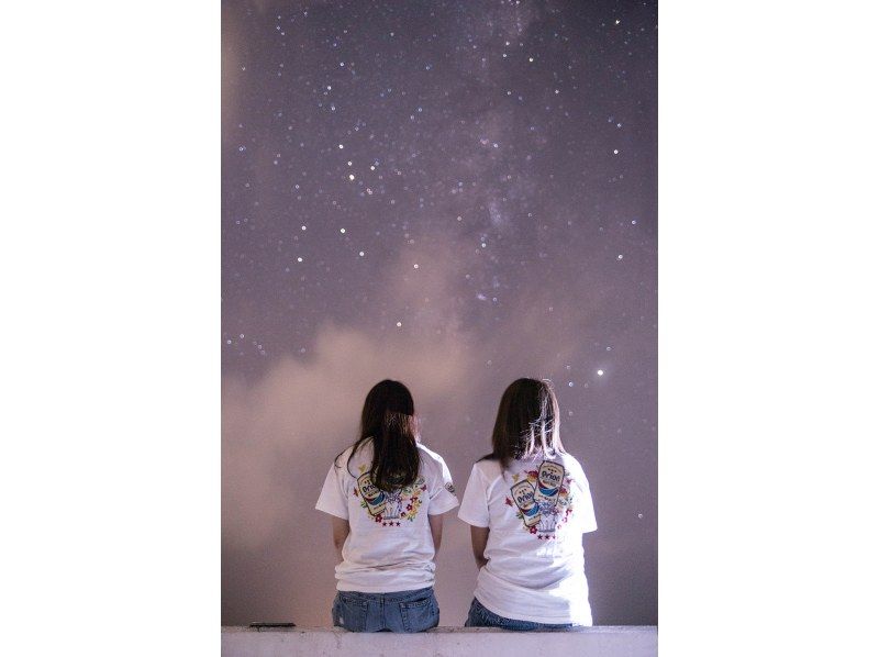 【宮古島】満点の星空と記念撮影！星空フォト⭐︎【宮古島生まれのカメラマン】の紹介画像