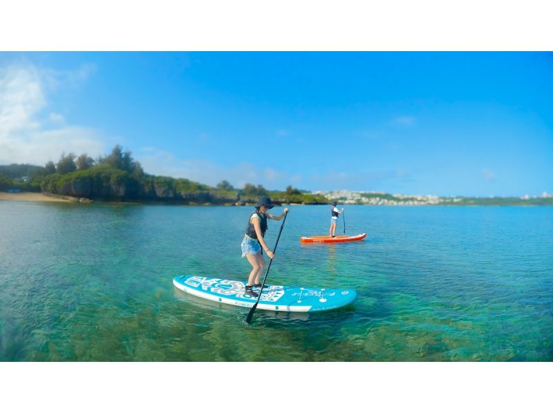 [Okinawa/Onna Village] OK for ages 3 and up! Perfect for families with children with individual guides! Private SUP experience | Includes photos and videos | Hot shower, shampoo, and hair dryer providedの紹介画像