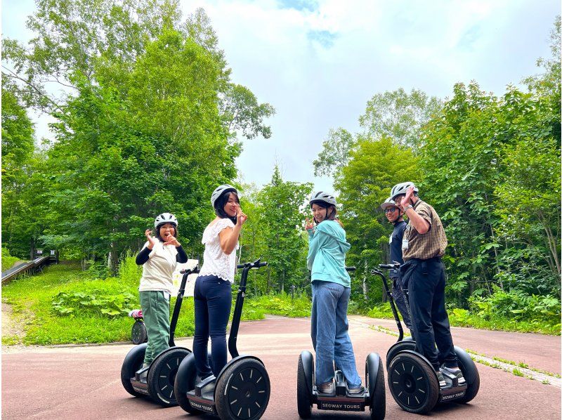 [Hokkaido, Sapporo] Explore the great outdoors ♪ Cherry blossom viewing in spring! Ride a Segway and explore the vast area of Takino Suzuran Hillside Park!の紹介画像
