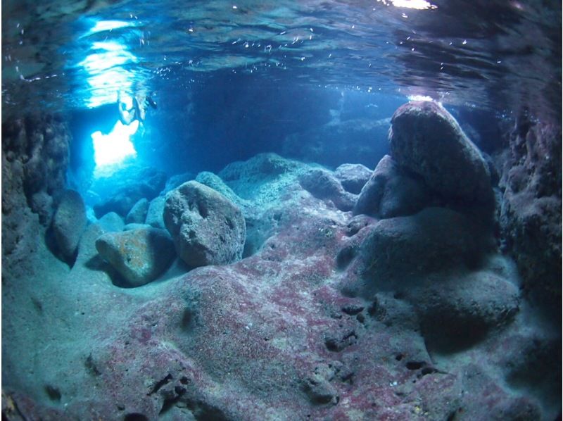 【宮古島・ボートスノーケル】宮古の海は、天然の水族館！ボートに乗って、泳いで楽しもう！の紹介画像