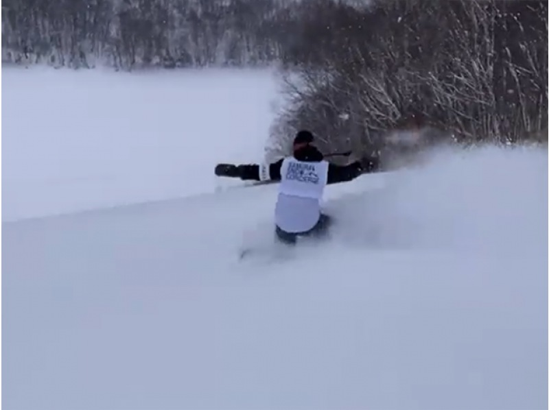 [留寿都 |粉雪指南】体验边疆最细腻的粉雪！由于有专业导游陪同，即使是第一次滑雪，也可以安心享受粉雪！の紹介画像