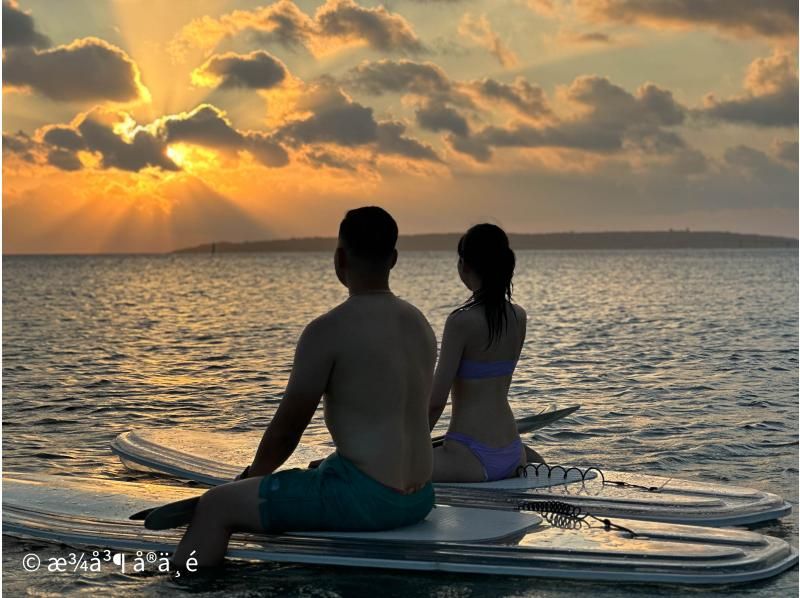 Okinawa Miyakojima [Sunset] SUP charter cruise ★ Drone and SLR photography included ★ High-quality photography of fantastic scenery and SUP portraits ★の紹介画像