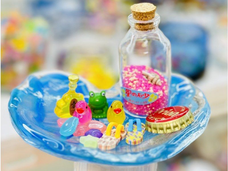 【沖縄・国際通り・ジェルキャンドル】無料パーツ多数！琉球ガラスや貝殻をちりばめたジェルキャンドルを作ろう！の紹介画像