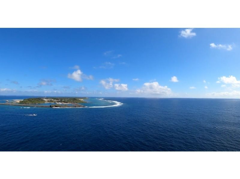 [沖繩縣南城市知念]在空中漫步，欣賞壯麗的景色♪一邊眺望美麗的大海，一邊用全身感受微風！巨大的全景正在等待著♪の紹介画像
