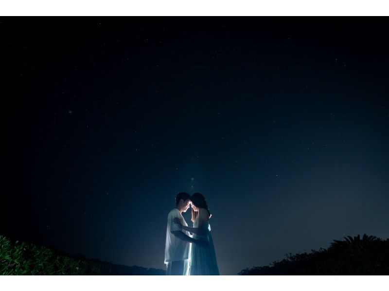 ＜Okinawa, Yomitan＞ Starry sky photo and space walk in Zanpa Cape Each participant will have a photo taken with the stars in the background ☆彡 Each participant will have a photo taken with the stars in the background ☆ From families to couplesの紹介画像