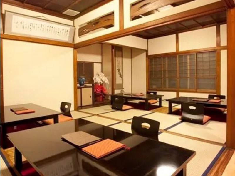 【東京・谷中】ポケカルガイドと歩く！谷中寺さんぽと秋限定の切り絵やかわいい御朱印6か所めぐり！ 【029029-1449】の紹介画像