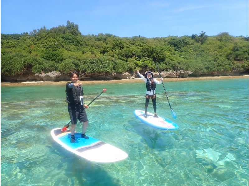 【沖縄・北部／今帰仁】SUPで海を楽しもう♪透明度の高いやんばるの海をSUPクルージングツアー（90分コース）の紹介画像