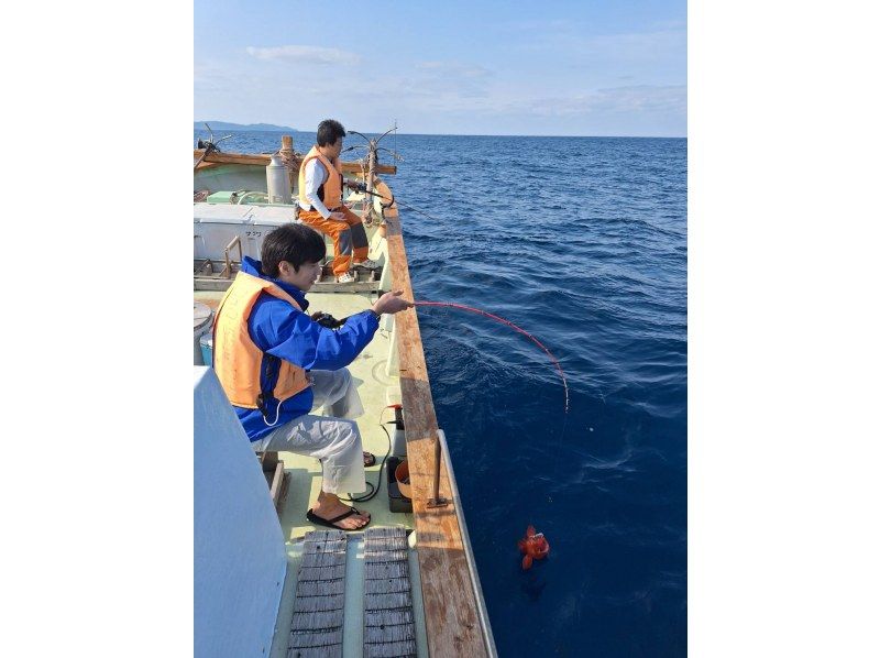 【鹿児島・奄美大島北部・空港そば】手ぶらでOK!初心者から楽しめる体験フィッシング半日コースの紹介画像