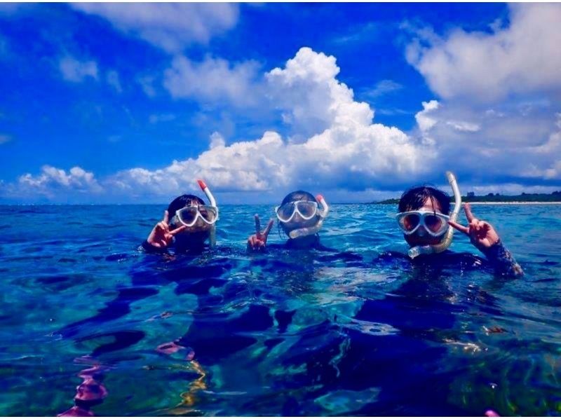 Departing from Ishigaki Port! Same-day reservations available! Duration: 90 minutes! "Easy boat snorkeling tour"! English available (photo service included)の紹介画像