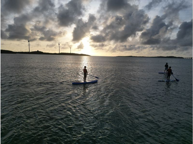 [Limited to one group] Sunset SUP experience on a hidden beach in Miyakojima 