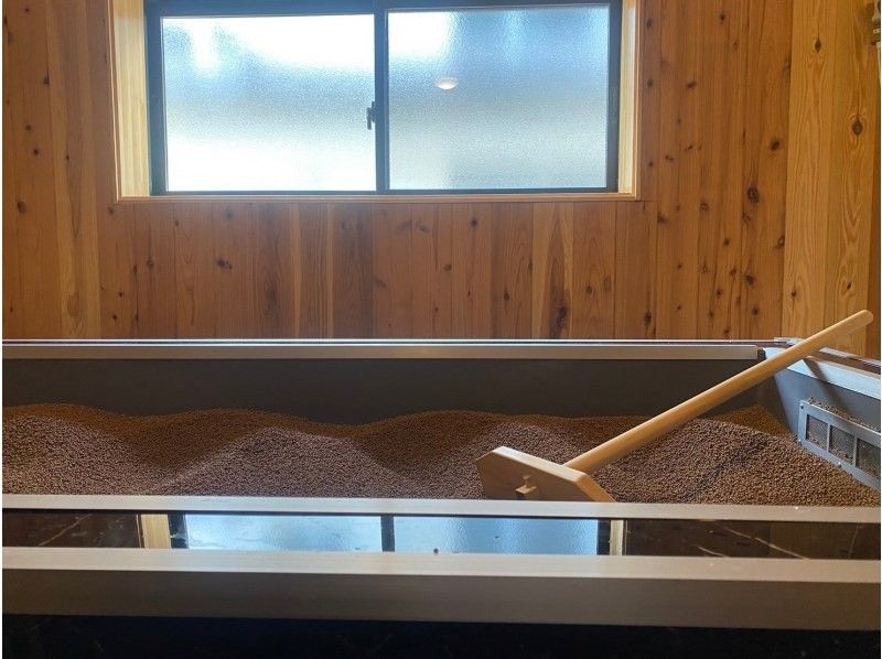 【東京・伊豆大島】“ととのう”を超える温活体験｜セラミックサンドバス＋選べる癒し空間【日帰り・手ぶらOK/カップルにも人気】の紹介画像
