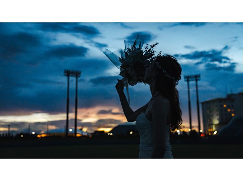 ＜沖縄全域＞選べるフォトウエディング（日中、夜の星空、アクティビテイ絡めたり）の紹介画像