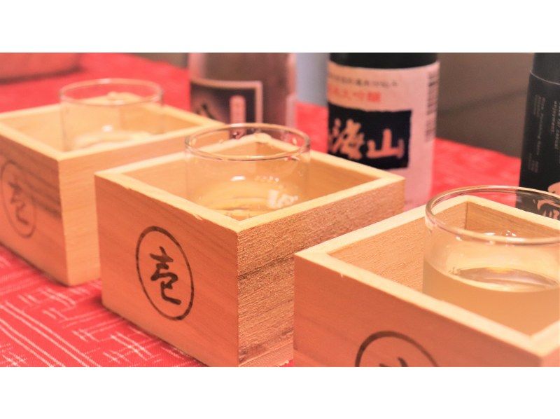 【도쿄・아키하바라】일본 각지의 엄선된 일본술 3종류를 마셔 비교・역근처 1분の紹介画像
