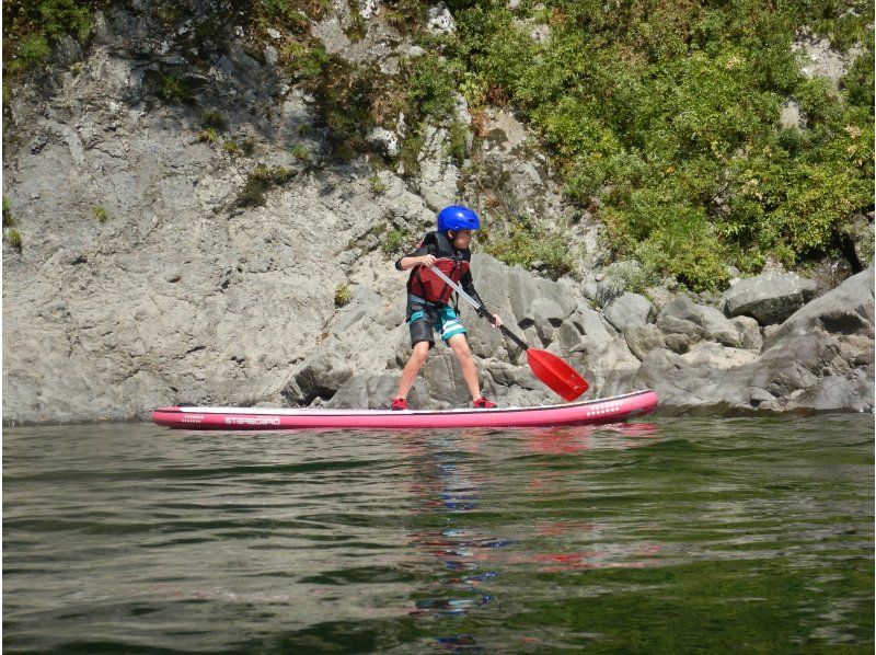 [Kochi・Shimanto River] SUP experience Enjoy a leisurely swim on the largest sandbar in the Shimanto River. Difficulty level: ★☆☆ 2024 Super Summer Saleの紹介画像