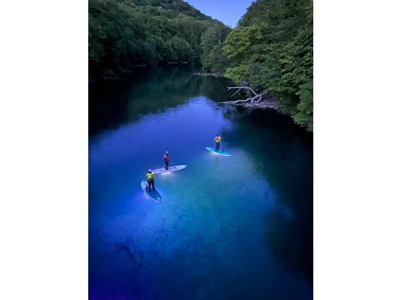 SALE【北海道・千歳】ナイトサップ　インスタ映え間違いなし！　ナイトSUPツアー(1時間半)の紹介画像