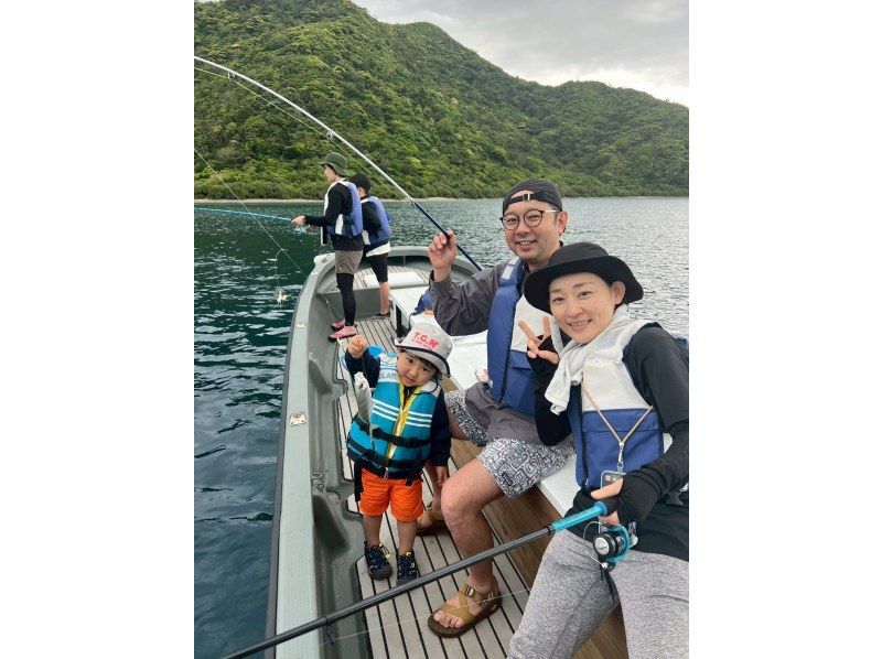 【奄美大島】【即日予約】船釣り（180分）手ぶらで参加できる『船釣り体験ツアー』★動画・写真の無料プレゼントあり★の紹介画像
