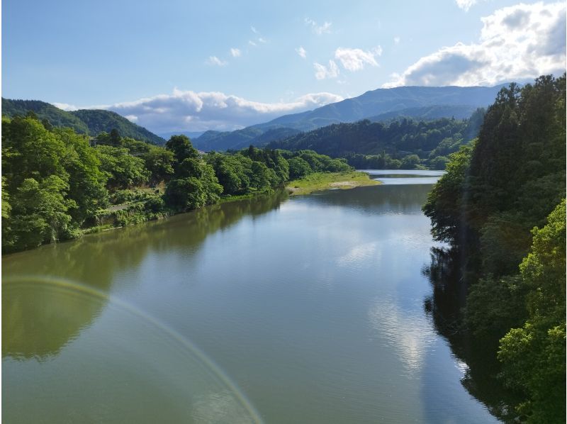 【東北・山形県】朝日町・レイクパックラフト・アミルスコース☆装備レンタル込み、写真データ無料！温泉入浴券付き！の紹介画像