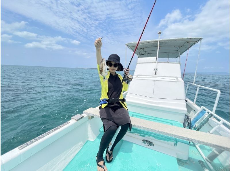 SALE! [Ishigaki Island Private Boat] Limited plan for solo travelers! Choose freely! Fishing + Snorkeling All-you-can-play tour / You can do as much as you want within the time limit⭕️の紹介画像