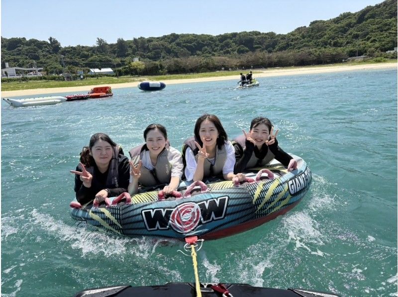 【宜野湾・北谷】沖縄最安値！”完全貸切”乗り合せ一切なし！最新トーイングチューブ6種類の中から4種類選べる！の紹介画像