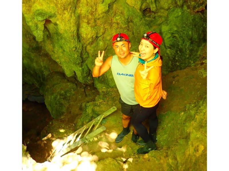 【沖縄・宜野座】洞窟探検ツアー！ツアー写真プレゼント＆オプションでBBQもできます♪の紹介画像
