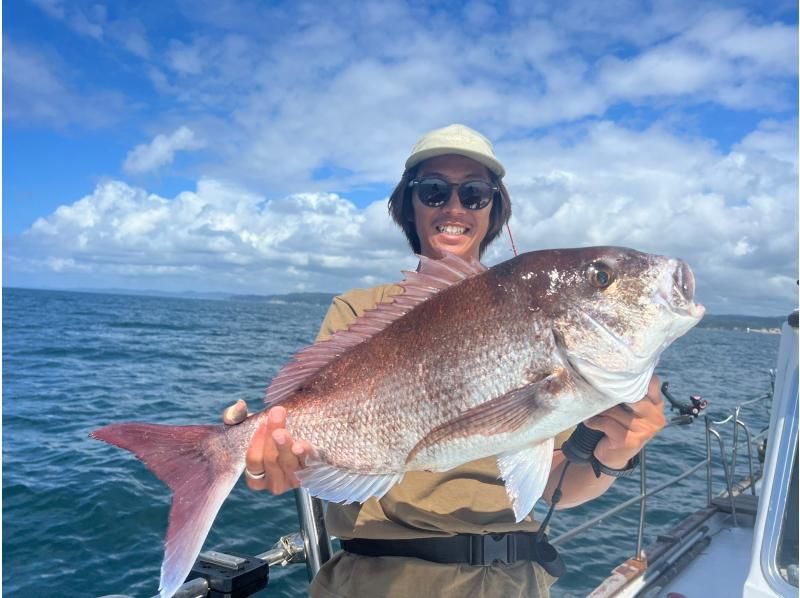[千葉/勝浦]用魚餌釣紅鯛魚、青魚等大魚吧！遊輪船釣魚體驗！歡迎初學者！共享計劃の紹介画像