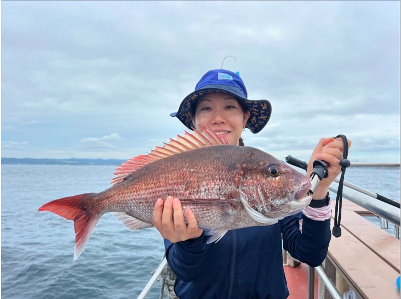 [千葉/勝浦]用魚餌釣紅鯛魚、青魚等大魚吧！遊輪船釣魚體驗！歡迎初學者！共享計劃の紹介画像