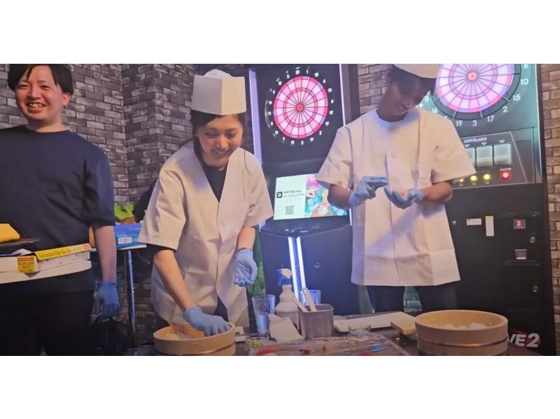 [Osaka, Tennoji] A fusion of tradition and creativity! Sushi making experience (3 minutes from the station)の紹介画像