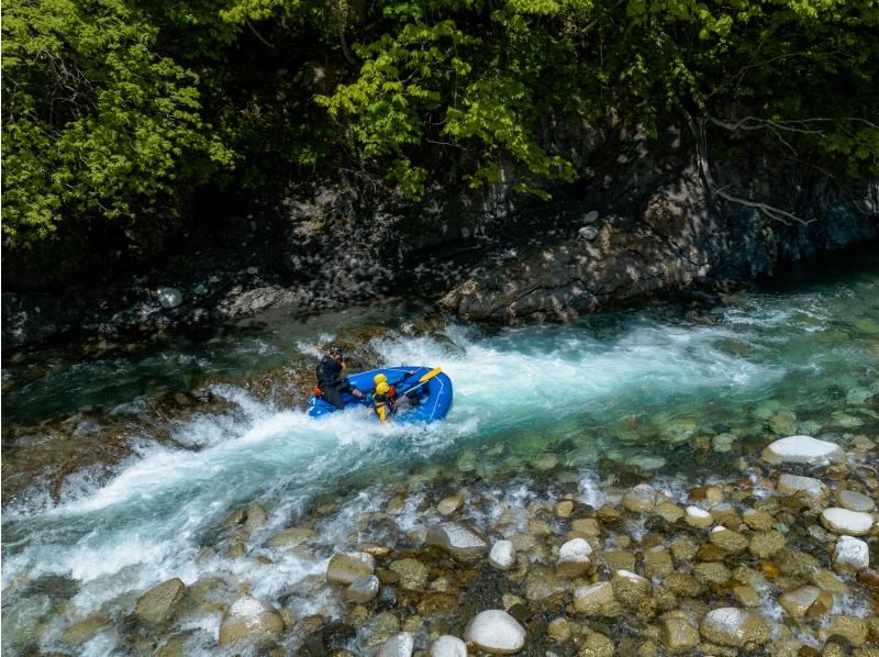 【北海道・大樹町】3時間貸切ツアー★《激しくもキレイな源流》ヌビナイ川でラフティングを満喫！【1名様から体験OK！】の紹介画像