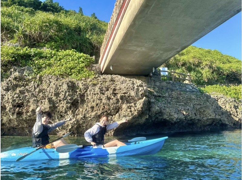 [Miyakojima/Half-day] ★Sure to look great on social media★Beach canoeing with a spectacular view of Miyako's blue sea! ★Popular activity★Photo gift! ★Beginners welcome!の紹介画像