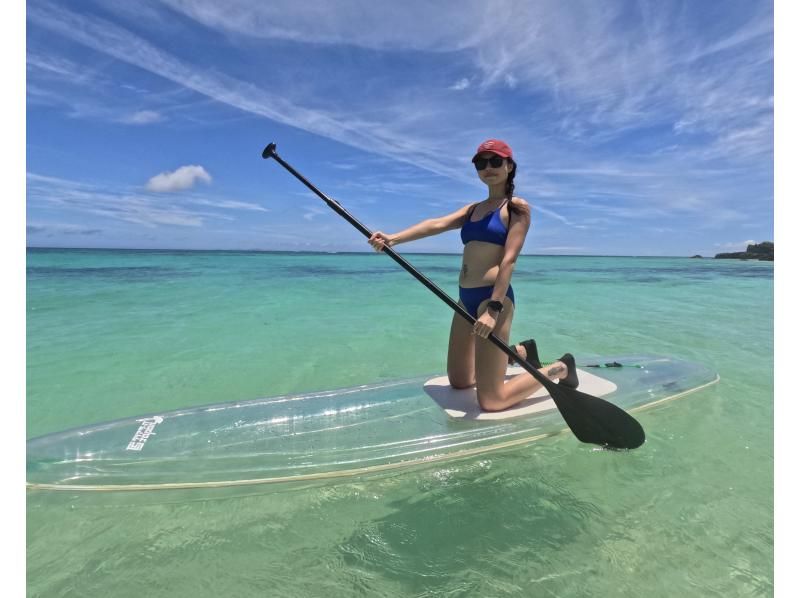 [โอกินาว่า หมู่บ้านอนนะ] สัมผัสน้ำใสๆ ด้วยโดรนในทะเลที่สวยที่สุดในโอกินาว่า พร้อมถ่ายภาพไม่จำกัดที่นี่เท่านั้น! ใกล้จุงเกลีย!の紹介画像