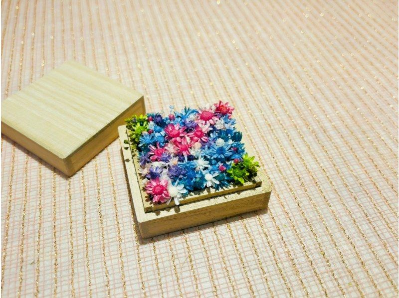 ~ Flower Garden HANANIWA ~ Experience creating a miniature flower garden!