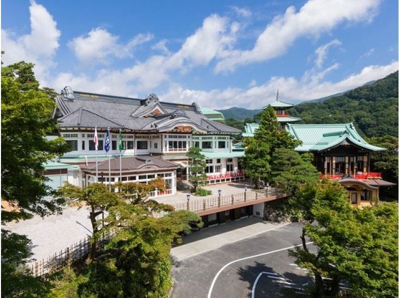初夏の風物詩「箱根あじさい電車」乗車＆富士屋ホテル「旧御用邸 菊華荘」でのお食事プラン【029029－662】の紹介画像