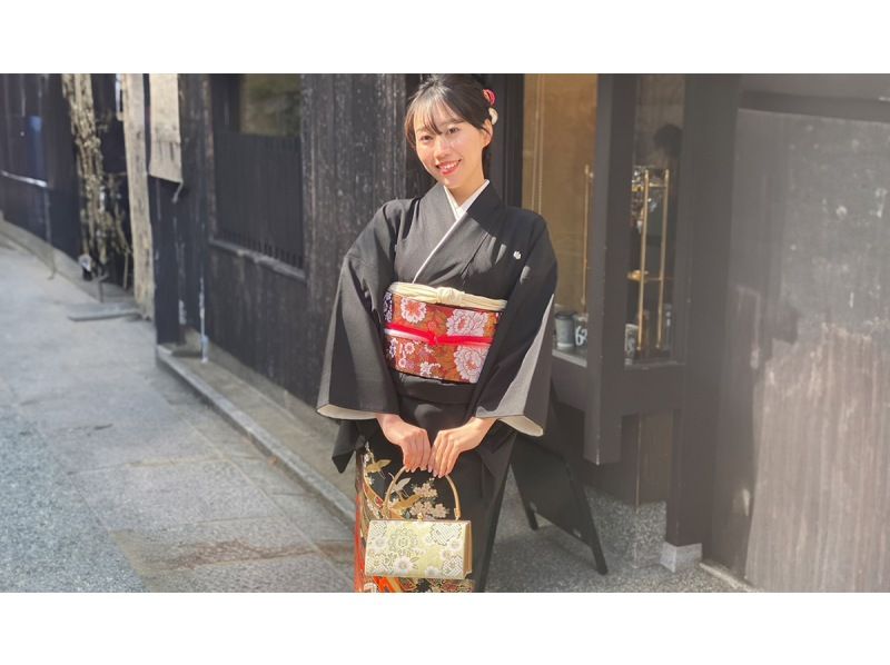 [Kyoto, Kiyomizu-dera Temple] *Rent a black formal kimono and easily dress up for formal events* Popular tourist destinations, Kodai-ji Temple and Kiyomizu-dera Temple are also nearby♪の紹介画像